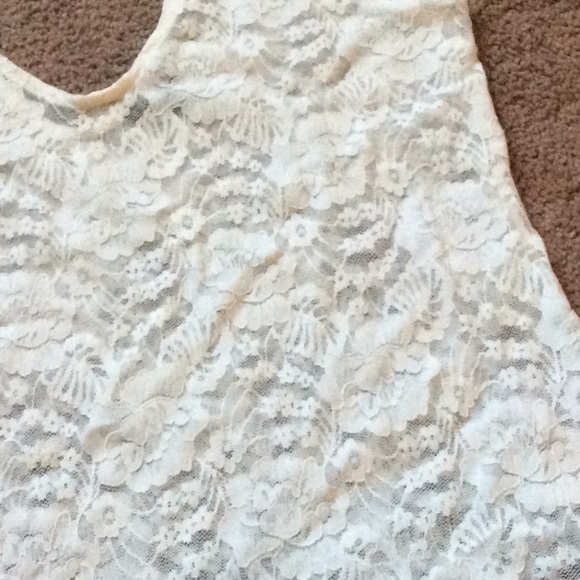 Express All-Lace Cami - Picture 4 of 6